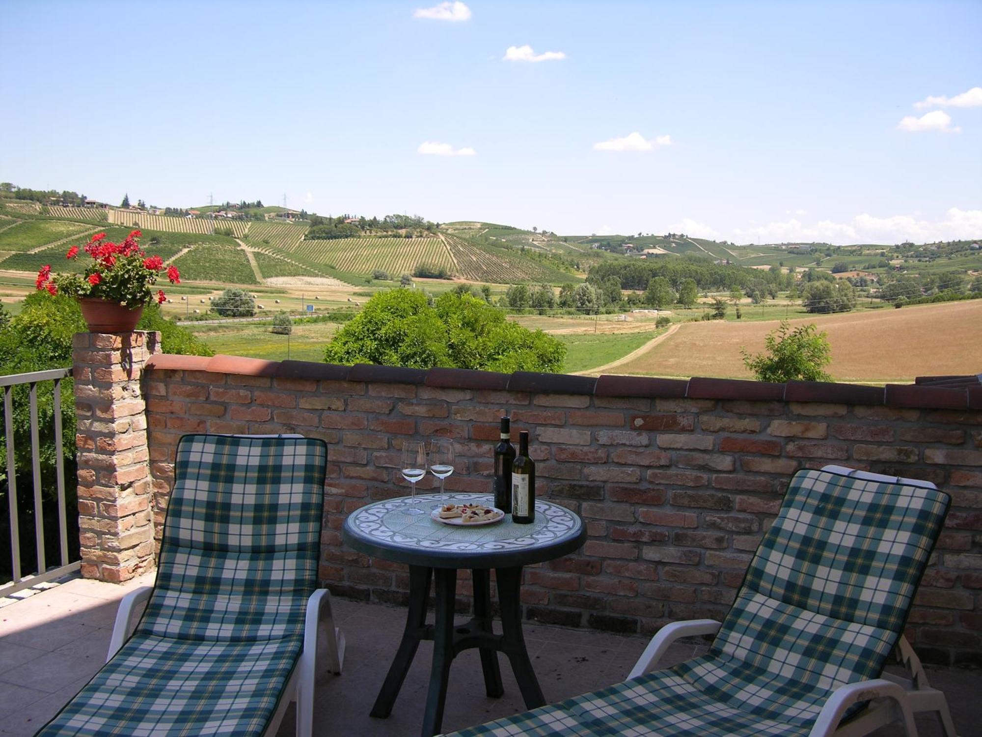 Agriturismo La Mussia Castelnuovo  Екстер'єр фото