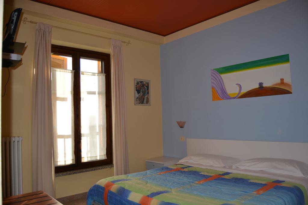 Agriturismo La Mussia Castelnuovo  Екстер'єр фото