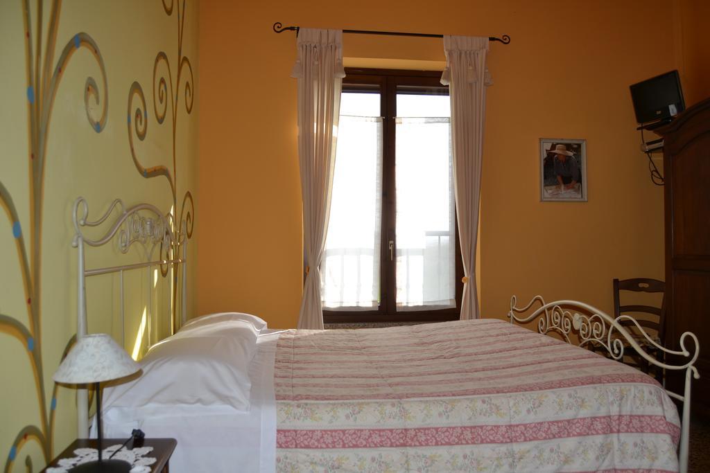 Agriturismo La Mussia Castelnuovo  Екстер'єр фото